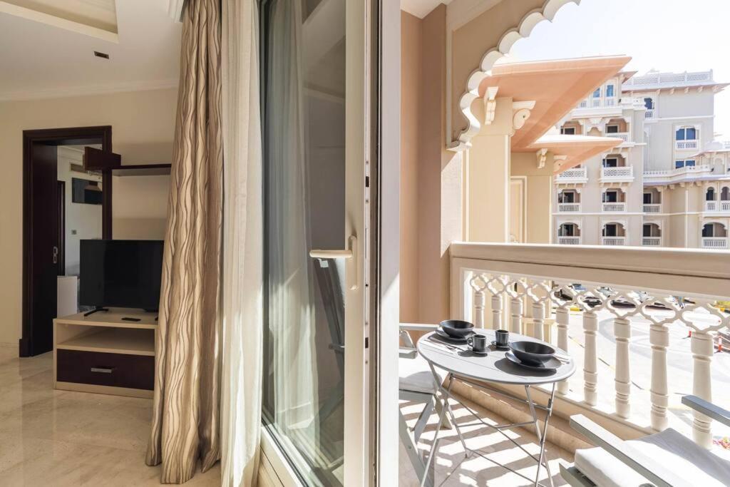 Luxury 1 Bedroom With A Private Beach Taj Granduer Residence At Palm 두바이 외부 사진